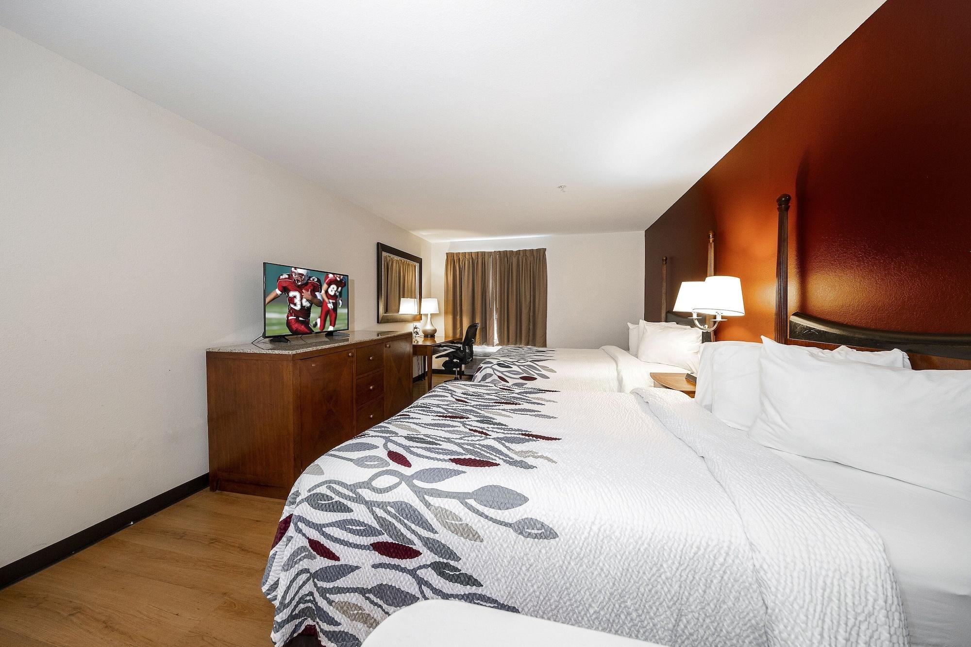 Red Roof Inn & Suites Biloxi - Ocean Springs Bagian luar foto
