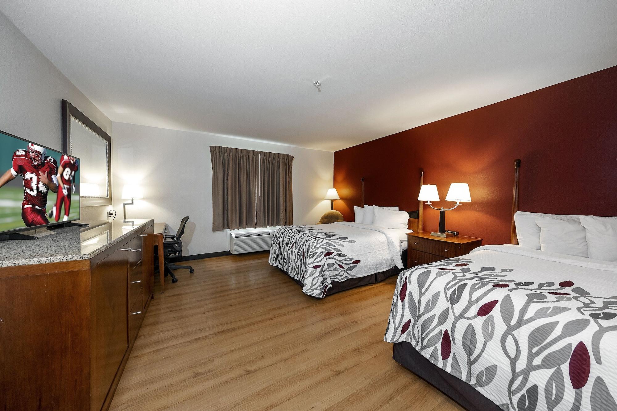 Red Roof Inn & Suites Biloxi - Ocean Springs Bagian luar foto