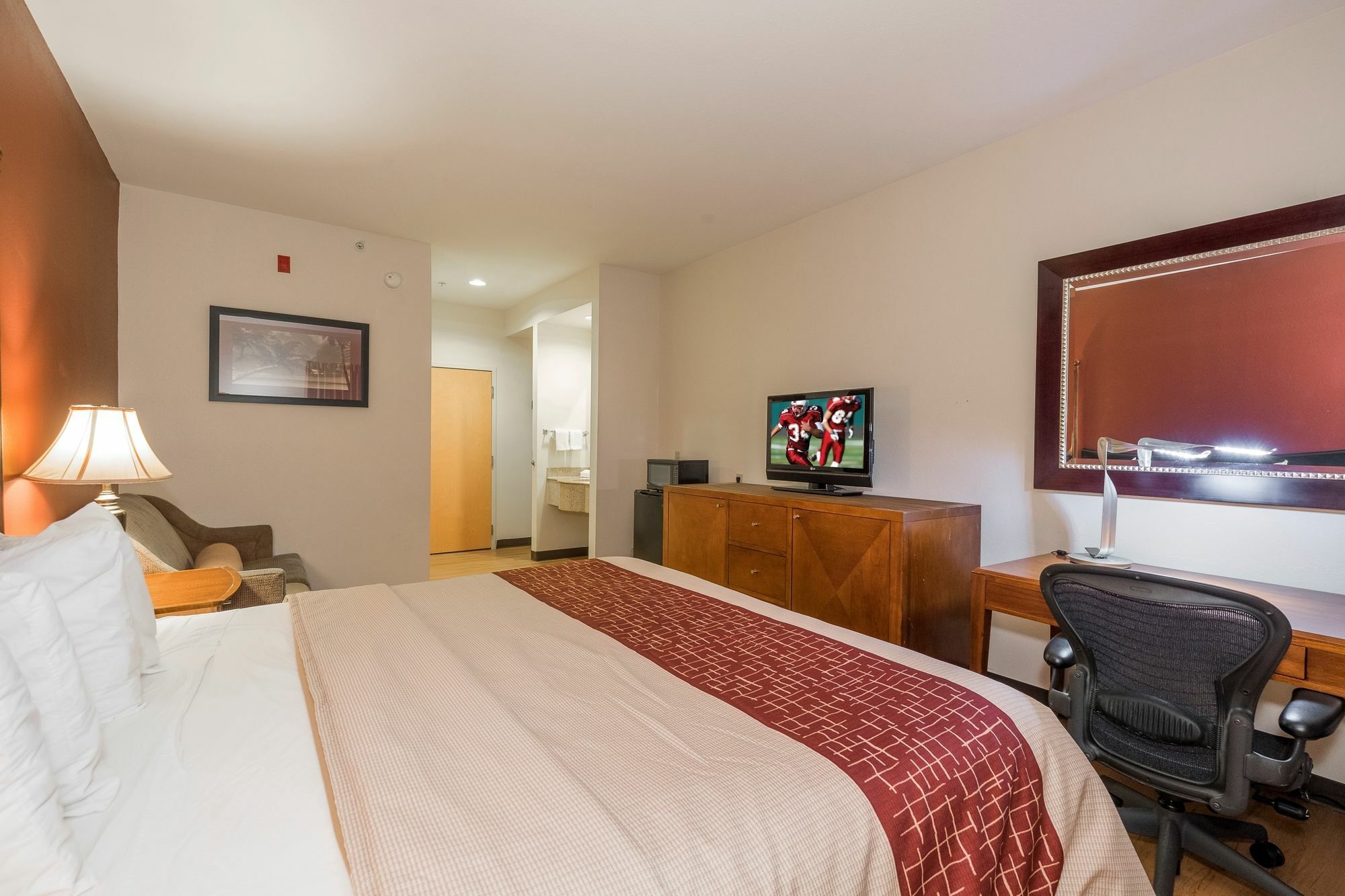 Red Roof Inn & Suites Biloxi - Ocean Springs Bagian luar foto